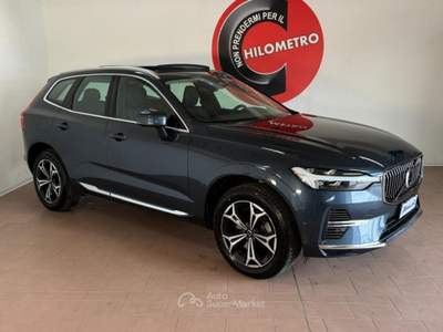 Volvo XC60 T6 Plug-in Hybrid AWD Inscription PELLE/TETTO Blu/Azzurro usata Crocetta del Montello