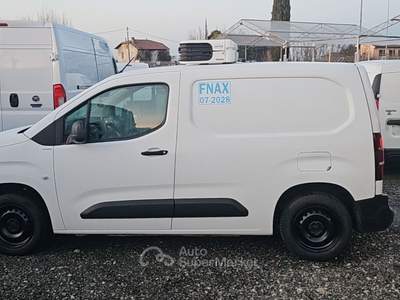 Peugeot Partner FNAX 2028 PARTNER FRIGO Bianco usata Santa Giuletta
