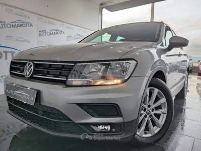 Volkswagen Tiguan 1.6 tdi Business 115cv Giallo usata Limatola