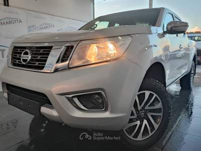 Nissan Navara Navara 2.3 dci N-Connecta 4wd GANCIO TRAINO!RETRO! Argento usata Limatola