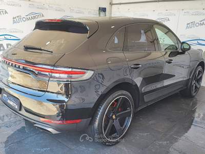 Porsche Macan 2.0 245cv pdk TETTO! PELLE! RETROCAMERA! Nero usata Limatola