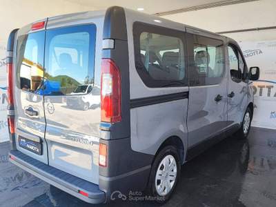 Opel Vivaro 29 L1H1 combi M1 1.6 bit. 125cv S&S E6 c clima Grigio usata Limatola