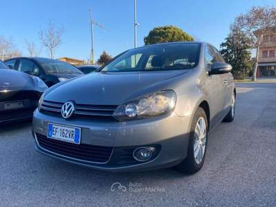 Volkswagen Golf 2.0 TDI 140CV DPF 5p. Highline Grigio usata Rivignano Teor