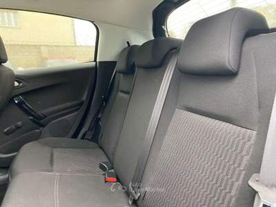 Peugeot 208 1° serie PureTech 82 5 porte Style Nero usata Rivignano Teor