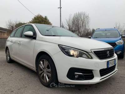 Peugeot 308 BlueHDi 120 S&S EAT6 SW Business Navi Automatica Bianco usata Rivignano Teor