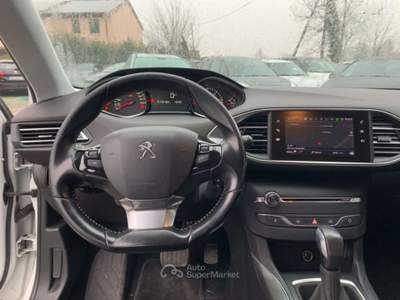 Peugeot 308 BlueHDi 120 S&S EAT6 SW Business Navi Automatica Bianco usata Rivignano Teor