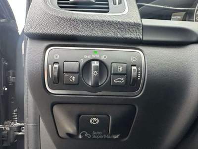 Volvo V60 Cross Country D3 Geartronic Momentum Nero usata Rivignano Teor