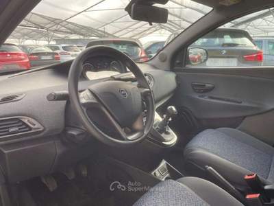 Lancia Ypsilon 1.0 FireFly 5 porte S&S Hybrid Ecochic Gold Blu/Azzurro usata Rivignano Teor