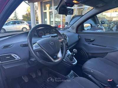 Lancia Ypsilon 1.0 FireFly 5 porte S&S Hybrid Ecochic Silver Rosso usata Rivignano Teor