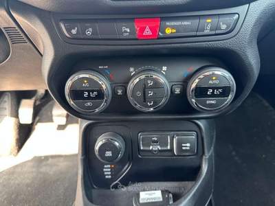 Jeep Renegade 2.0 Mjt 140CV 4WD Active Drive Low Limited 4x4 Nero usata Rivignano Teor
