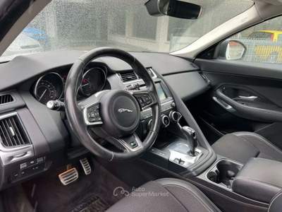 Jaguar E-Pace 2.0D 150 CV AWD aut. R-Dynamic 4X4 Bianco usata Rivignano Teor