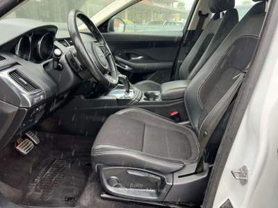 Jaguar E-Pace 2.0D 150 CV AWD aut. R-Dynamic 4X4 Bianco usata Rivignano Teor