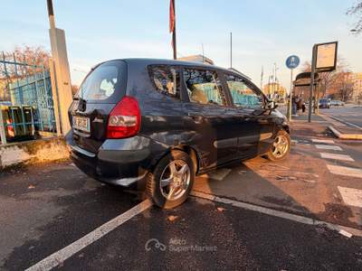 Honda Jazz HONDA JAZZ BENZINA EURO 4 OK NEO PATENTATI usata Torino