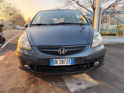 Honda Jazz HONDA JAZZ BENZINA EURO 4 OK NEO PATENTATI usata Torino