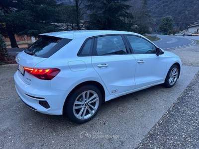 Audi A3  Sportback 35 2.0 tdi S line Edition s-tronic Bianco usata Grezzana