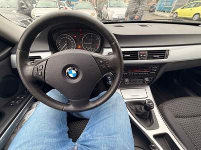 BMW Serie 3 320d BMW 320d TOURING 2012 usata Torino