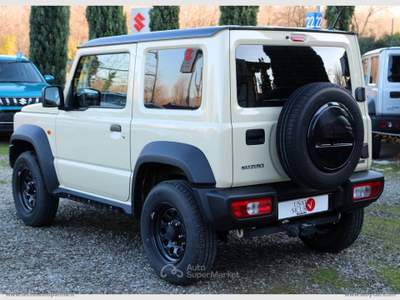 Suzuki Jimny Jimny 1.5 5MT PRO Giallo usata Langhirano