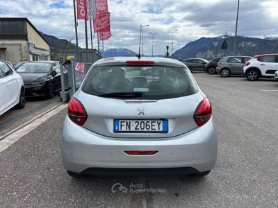 Peugeot 208 208 BlueHDi 75 5p. Allure DIESEL Argento usata Lavis