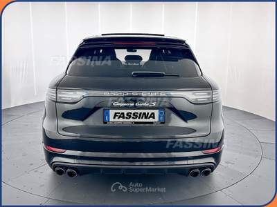 Porsche Cayenne Cayenne 4.0 V8 Turbo S E-Hybrid Nero usata Milano