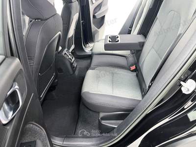 Volvo XC40 T4 PLUG IN AUT CORE **AUTOCARRO N1** Nero usata Bassano del Grappa