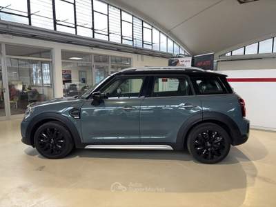 MINI Countryman Cooper AUTOMATICA Essential Blu/Azzurro usata Castellanza