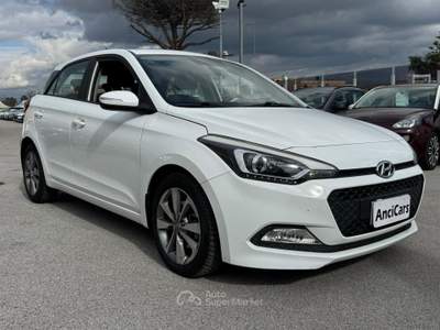 Hyundai i20 1.1 CRDi 75cv Style Bianco usata San Giuseppe Vesuviano