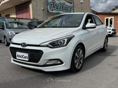 Hyundai i20 1.1 CRDi 75cv Style Bianco usata San Giuseppe Vesuviano