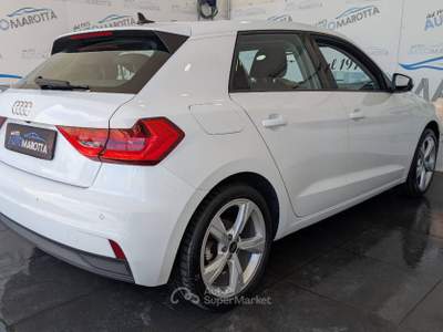 Audi A1 30 1.0 tfsi Admired Advanced 110cv s-tronic Bianco usata Limatola