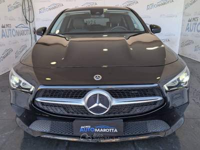 Mercedes-Benz CLA 180 d Business Extra auto MOTORE MERCEDES! Nero usata Limatola