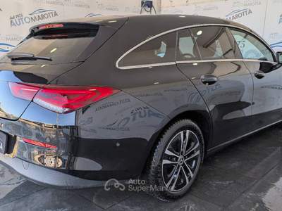 Mercedes-Benz CLA 180 d Business Extra auto MOTORE MERCEDES! Nero usata Limatola