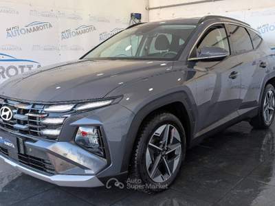 Hyundai Tucson 1.6 crdi 48V Business 2wd dct Grigio usata Limatola