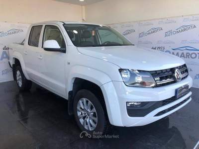Volkswagen Amarok Amarok 3.0 V6 tdi Highline 4m perm. 204cv DC auto Bianco usata Limatola