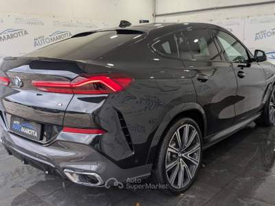 BMW X6 Xdrive30d mhev 48V Msport auto Nero usata Limatola