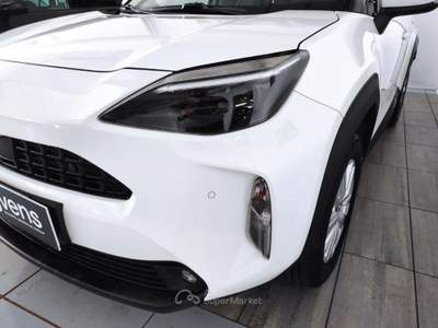 Toyota Yaris Cross  -  1.5 hybrid 5p. e-cvt awd-i business Bianco usata LEGNANO