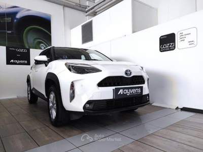 Toyota Yaris Cross  -  1.5 hybrid 5p. e-cvt awd-i business Bianco usata LEGNANO
