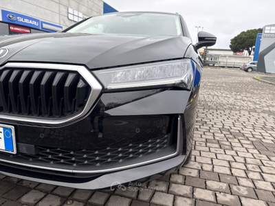 Skoda Superb Superb wagon 2.0 tdi selection 150cv dsg Nero usata Padova