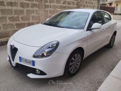 Alfa Romeo Giulietta Progression 2016 Bianco usata Noicattaro