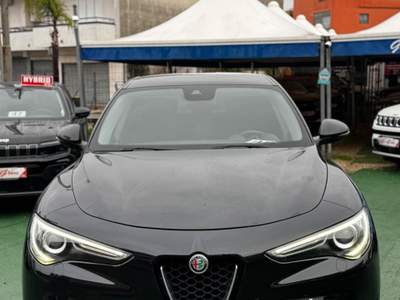 Alfa Romeo Stelvio AT8 Super Nero usata SOMMA VESUVIANA