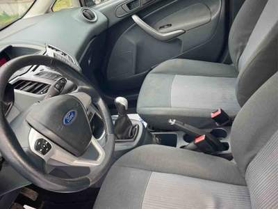 Ford Fiesta - UNICO PROPRIETARIO - TITANIUM Nero usata Massa