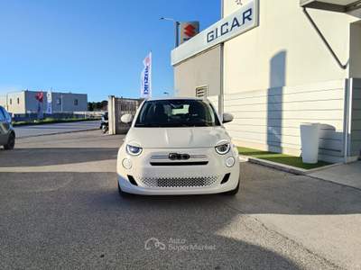 Fiat 500 Berlina Hybrid Pop Nero usata Putignano