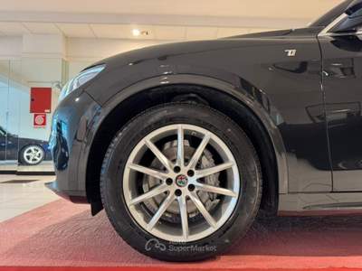 Alfa Romeo Stelvio 2.2 t Veloce Ti Q4 210cv auto CRUISE CONTROL ADATT Nero usata CONEGLIANO