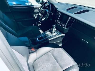 Porsche Macan 2.0T BIANCA 252 CV-PELLE Bianco usata Isernia