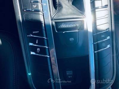 Porsche Macan 2.0T BIANCA 252 CV-PELLE Bianco usata Isernia