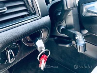 Porsche Macan 2.0T BIANCA 252 CV-PELLE Bianco usata Isernia