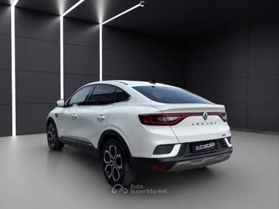 Renault Arkana Arkana Hybrid E-Tech 145 CV Intens Bianco usata San Nicola la Strada