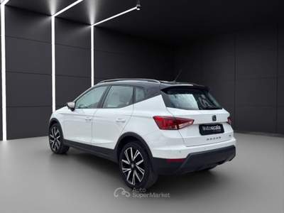 Seat Arona 1.0 TGI Black Edition Bianco usata San Nicola la Strada