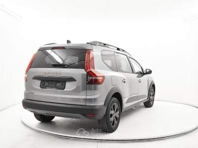 Dacia Jogger 1.6 HYBRID Extreme UP Grigio usata Coccaglio