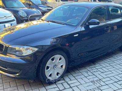 BMW Serie 1 118d 118d CAT 5 PORTE FUTURA - CAMBIO AUTOMATICO - ANCHE PER NEOPATENTATI - PREZZO NON VINCOLATO DA FINANZIAMENTO Nero usata Varese