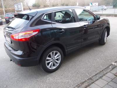 Nissan Qashqai unicoproprietario gancio traino Nero usata ALBINEA