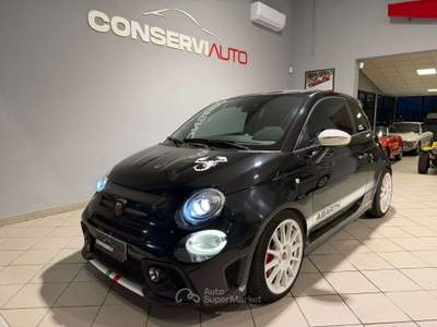 Abarth 695 695 1.4 t-jet ESSEESSE 180cv AKRAPOVIC usata RAVENNA